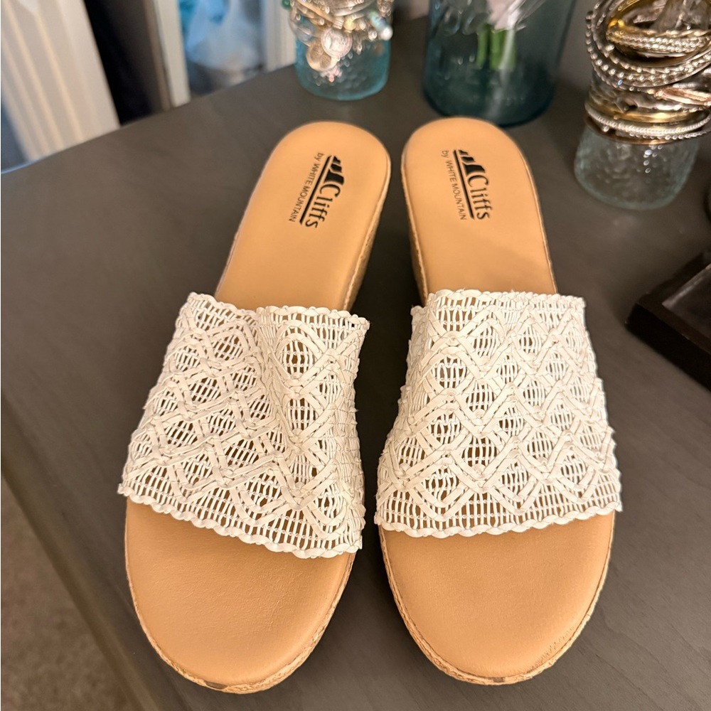 Cliffs by WHITE MOUNTAIN Cream Crochet Slide Wedges with Tan Platform - Picture 2 of 3